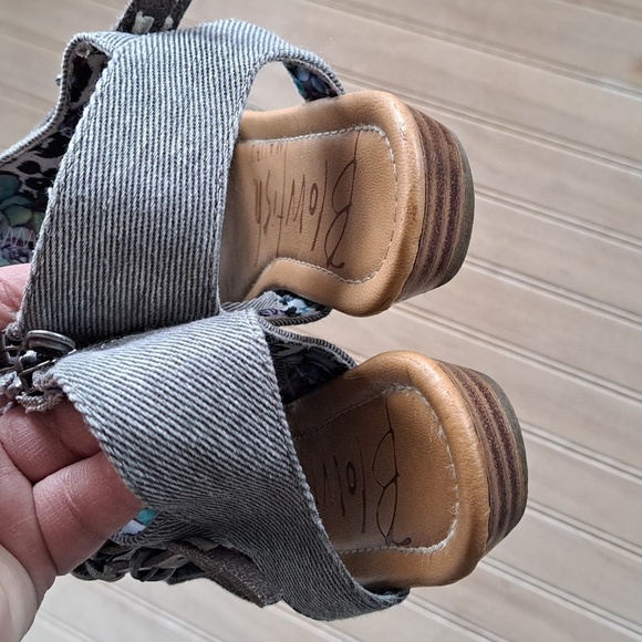 Blowfish Girls Cutout Open Toe Fabric Booties - Picture 3 of 8